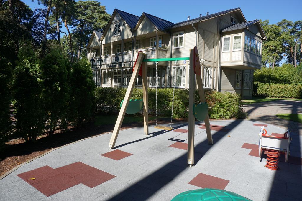 Wooden Villa Apartments Jurmala Ngoại thất bức ảnh