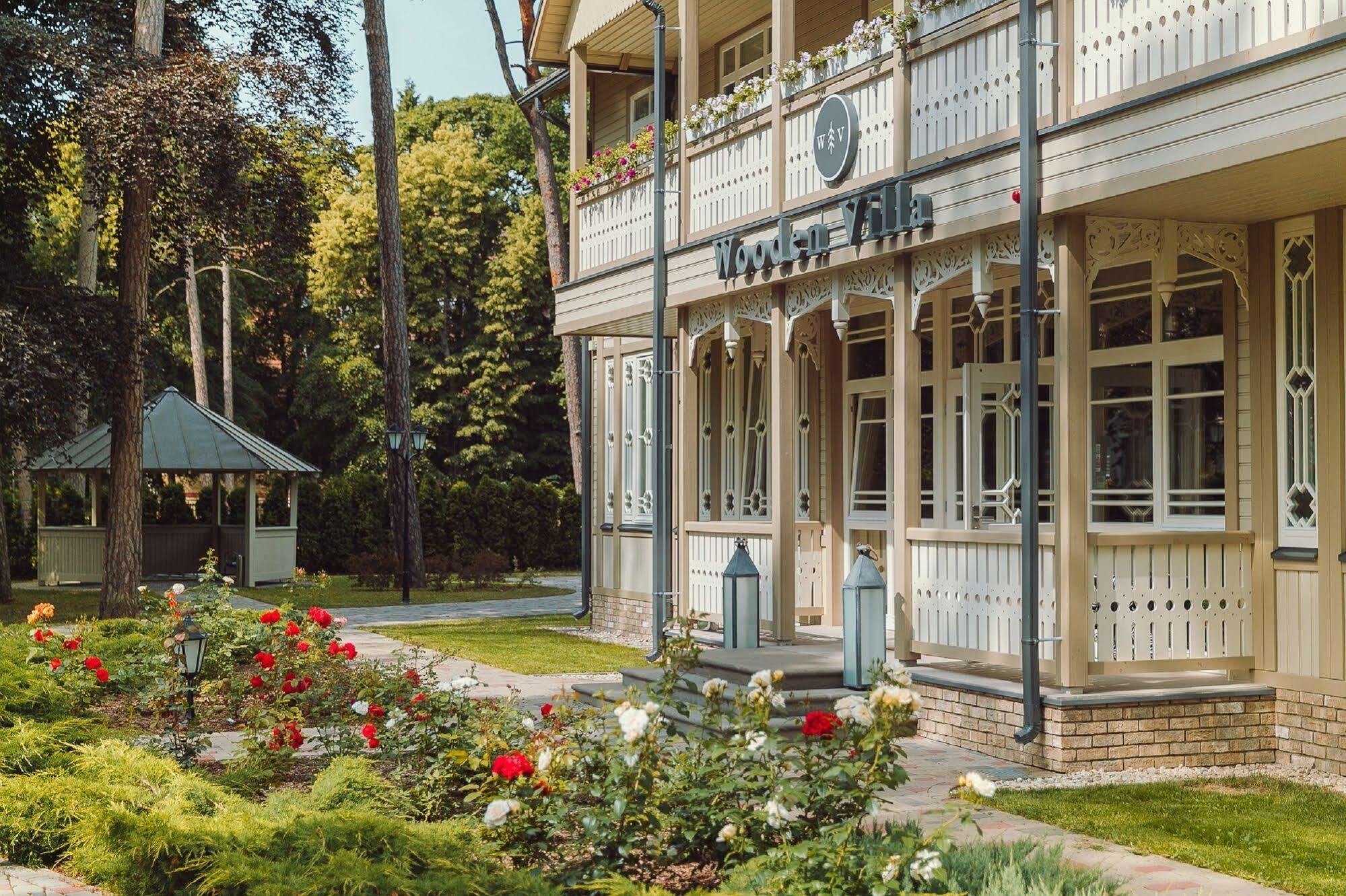 Wooden Villa Apartments Jurmala Ngoại thất bức ảnh
